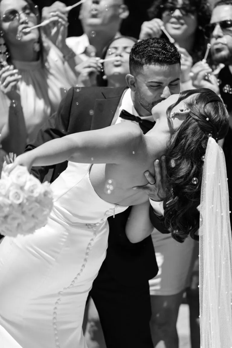 Wedding photography by Dawn Manual, image 1