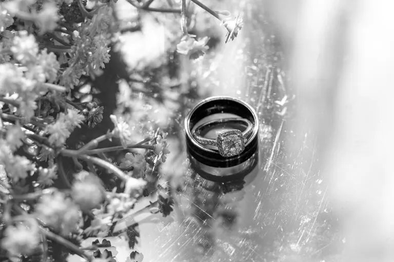 Wedding photography by Liv Mobley, image 2