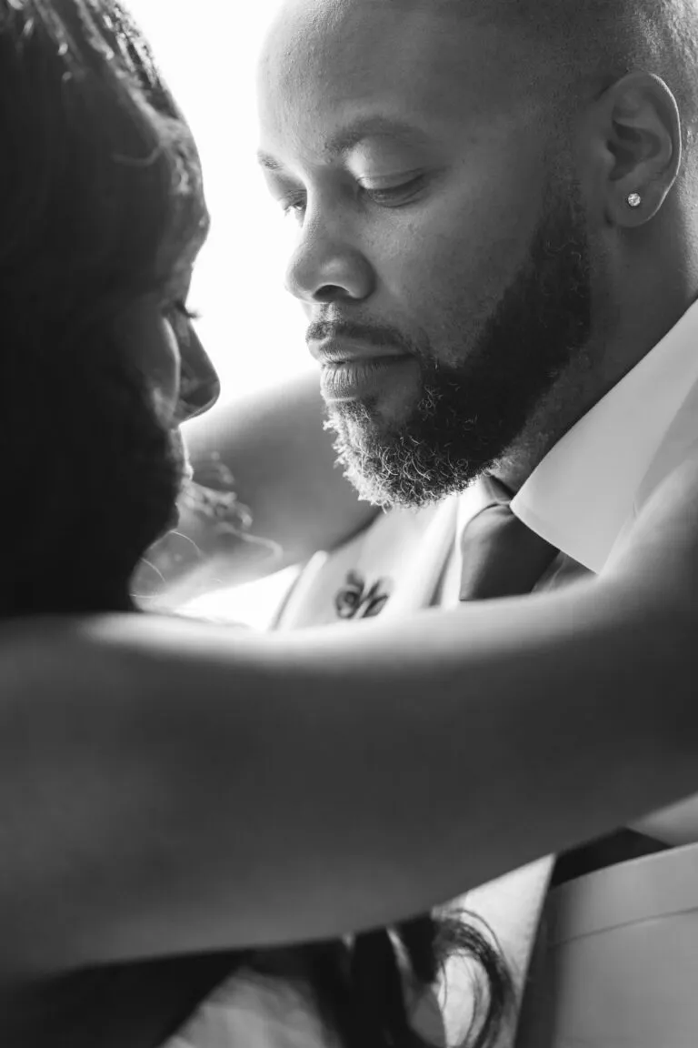 Wedding photography by Kevin Kerestic, image 6