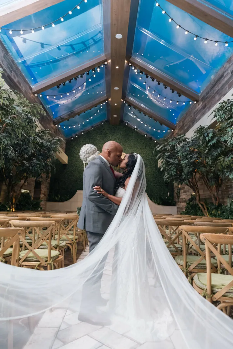 Wedding photography by Sydney Frank, image 9