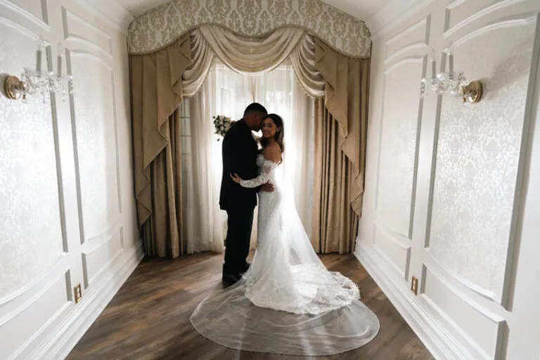 Wedding photography by Sydney Frank, image 12